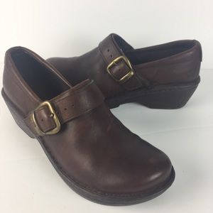 Born Glendell Clogs Womens 7 US 38 EUR Leather Sli